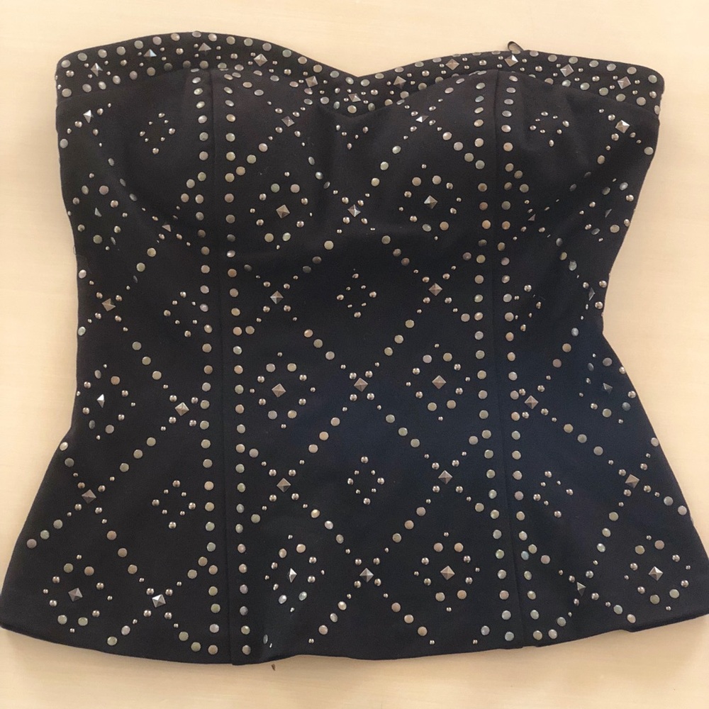 Cache studded tube top